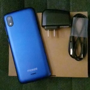 Moxee K1-MH T600  6" android cell phone brand new never used asking $65 OBOffer